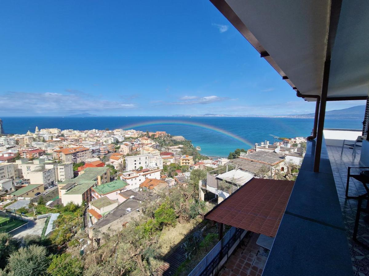 Appartamento In Villa Ariel Вико-Экуенсе Экстерьер фото
