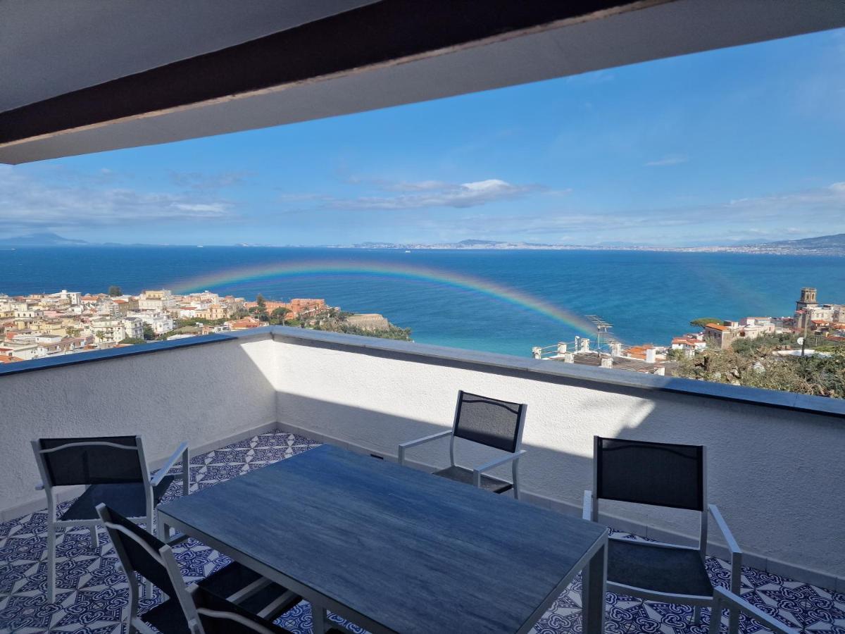 Appartamento In Villa Ariel Вико-Экуенсе Экстерьер фото