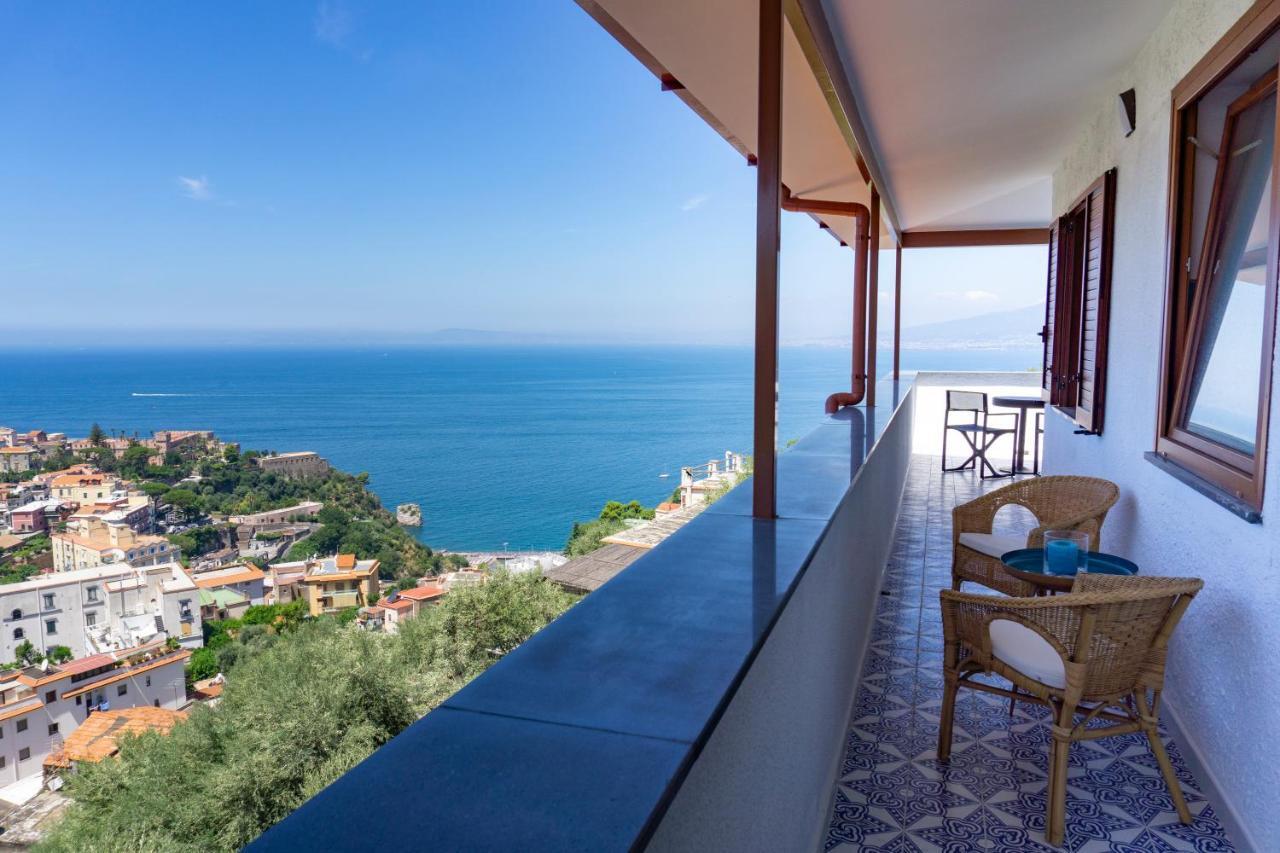 Appartamento In Villa Ariel Вико-Экуенсе Экстерьер фото